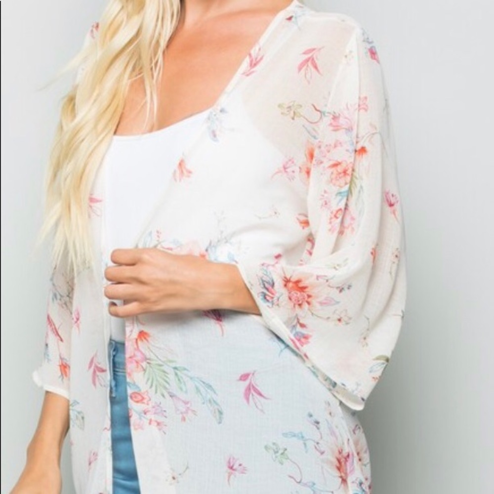 Three Quarter Sleeve Floral Print Kimono